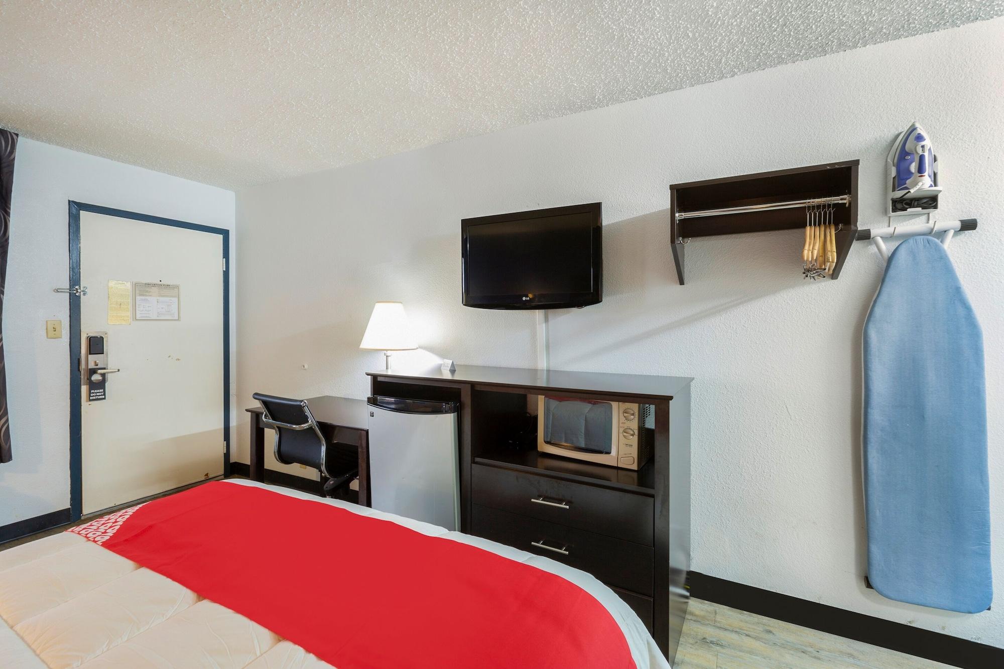 Oyo Hotel Baton Rouge Mid City Extérieur photo